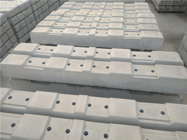 陝(shǎn)西混凝土(tǔ)橋枕 陝西混凝(níng)土橋枕